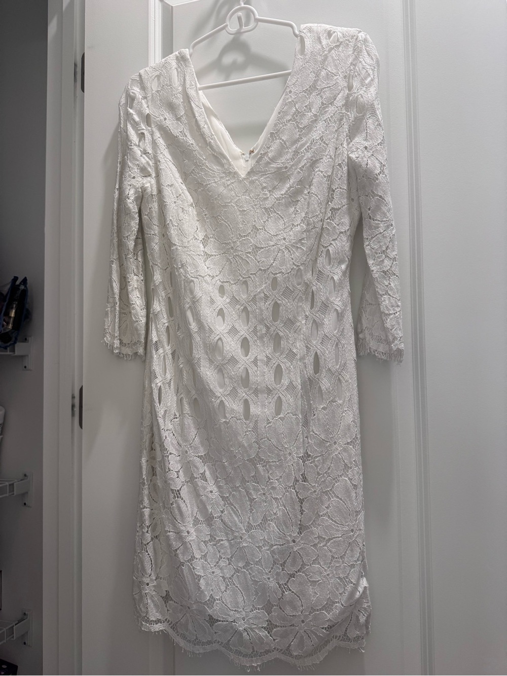 Lilly Pulitzer White Lace V-Neck Long Sleeve Sheath Dress